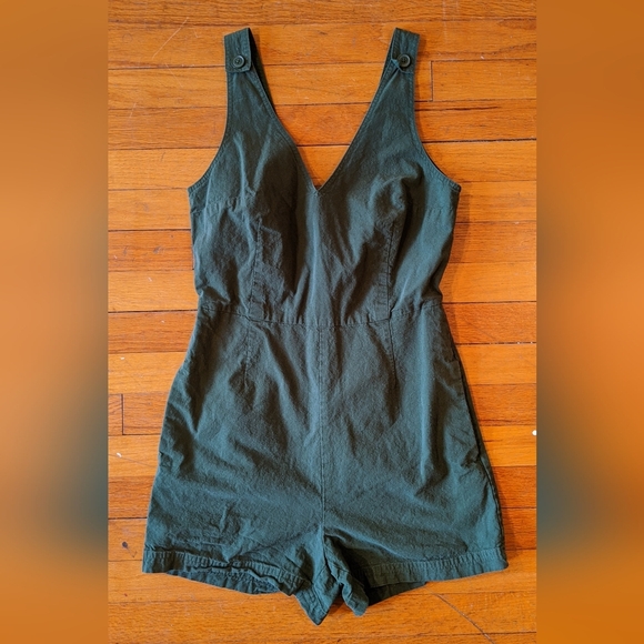 IMPACT United By Blue Women's Green Romper size small - Picture 3 of 5